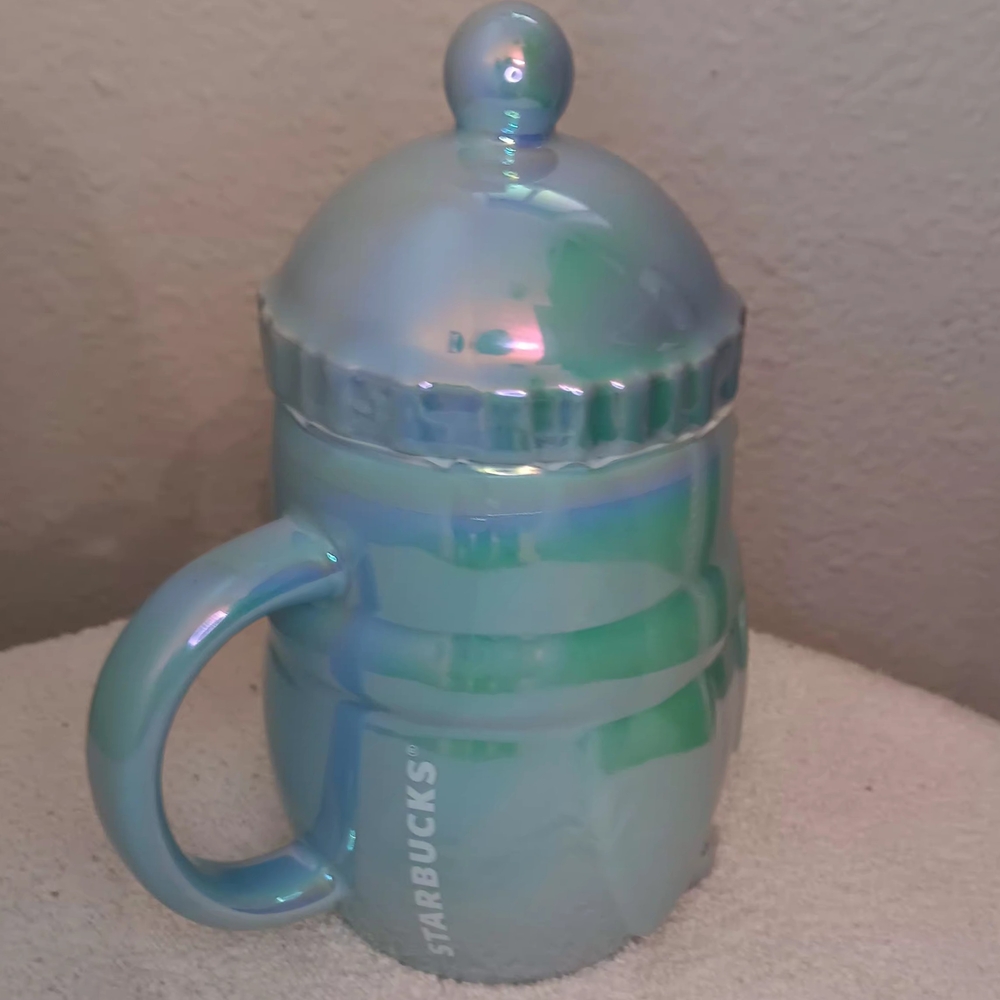 Starbucks 2025 Holiday Penguin Iridescent Mug with Lid NWT - Picture 2 of 6
